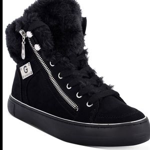 GBG women black booties size 10